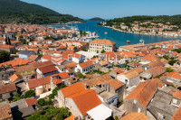Otok Korčula, Vela Luka, kuća za adaptaciju u centru mjesta