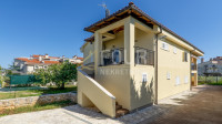 Otok Krk, 3s+db, 194.2m2, garaža - SAMO KOD NAS !