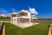 Otok Krk - Brzac, vila s bazenom, 165 m2