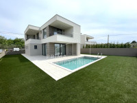 Otok Krk - Brzac, vila s bazenom, 212 m2