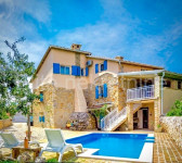 Otok Krk, Dobrinj - prodaja prekrasne kuće za odmor!