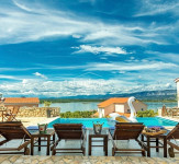 OTOK KRK-KLIMNO-2S+DB 61M2 POGLED MORE