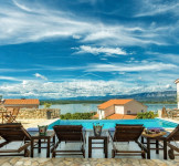 OTOK KRK-KLIMNO-2S+DB 61M2 POGLED MORE