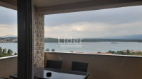 OTOK KRK,KLIMNO-2SB+DB S POGLEDOM NA MORE