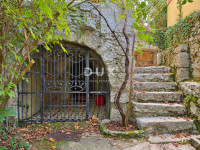 Otok Krk, Kornić, kamena kuća u nizu, 60 m2, okućnica, garaža