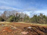 OTOK KRK, KRK OKOLICA - Građevinsko zemljište na mirnoj lokaciji