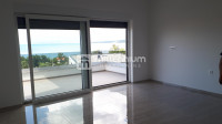 Otok Krk, Malinska, novogradnja, 3s+db, 88.42m2, bazen