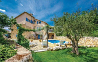 OTOK KRK, OKOLICA DOBRINJA - PREDIVNA ADAPTIRANA STARINA, 170 m2
