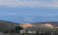 OTOK KRK,RISIKA-GRAĐEVINSKO ZEMLJIŠTE S POGLEDOM NA MORE 931M2