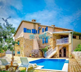 OTOK KRK - RUSTIKALNA KAMENA KUĆA S BAZENOM