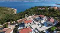 OTOK KRK, ŠILO - Ekskluzivna novogradnja prvi red do mora