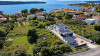 Otok Rab - luksuzna vila 200 m od mora, 250 m2