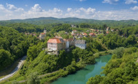 OZALJ, KUĆA SA VELIKOM OKUĆNICOM!