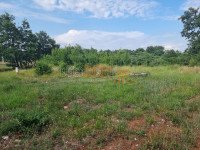 * Pačići građevinsko zemljište 2472m2 *