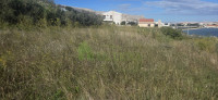 PAG – GRAĐEVINSKO ZEMLJIŠTE 1.672 m² – INVESTICIJSKA PRILIKA!