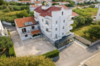 PAG - HOTEL 4 zvijedice vrhunski uređen!+kuća za osoblje!! Prilika! 35