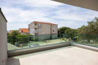 PAG - MANDRE, APARTMAN 101,52 M2, PRODAJA, NOVO, VRT, GARAŽA, LOKACIJA