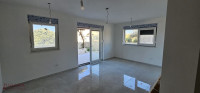 PAG - MANDRE, PRODAJA APARTMANA 73,8 M2, NOVO, VRT, LOKACIJA!!!