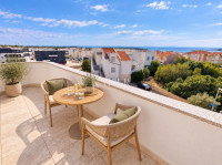 Pag, Novalja – Penthouse 2 u 1 s dvije terase i pogledom na more