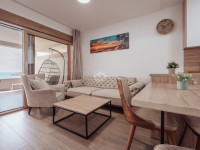 Pag, Povljana, dvoetažni Stan 72 m2, prvi red i pogled na More, terasa