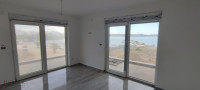 PAG - POVLJANA, PRODAJA APARTMANA 58,54M2, POGLED, 50 M OD MORA, NOVO!