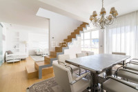 Pantovčak, Goljak prekrasan peterosoban penthouse NKP 277 m2 sa 2 gara