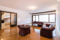 Pantovčak obiteljska kuća za najam