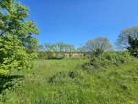 Parcela na rubu naselja u Istarskoj idili