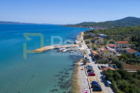 Pašman; Građevinsko zemljište 1122 m2, 300 m od mora