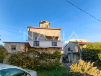 PAŠMAN – KRAJ , SAMOSTOJEĆA KUĆA 50 M OD MORA – INVESTICIJSKA PRILIKA!