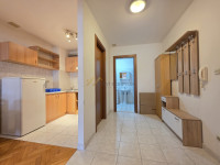 PAZDIGRAD, KOMFORAN JEDNOSOBAN, DUGOROČNO