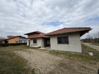 PEKLENICA - Nedovršena kuća za prodaju!