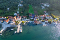 Pelješac, Broce, građevinsko zemljište 2766 m²