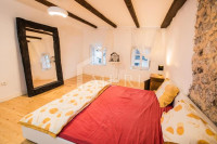 PELJEŠAC, JANJINA - Renovirana kamena kuća (122m²)