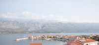 Penthouse,130 m2,krovna terasa, panoramski pogled na more i Velebit!!!