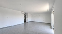 Penthouse sa 3SS+DB i krovnom terasom 800m od mora