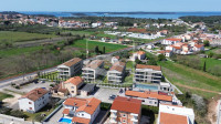 Penthouse u luksuznom resortu sa bazenom - FAŽANA