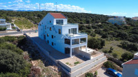 Penthouse s panoramskim pogledom na more i otoke, Mandre, 116m2, NOVOG