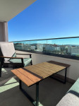 Penthouse s velikom terasom, pogledom i parkingom - Kaštel Lukšić,