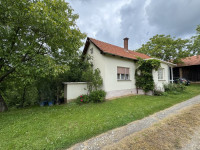 PLEŠKOVEC - KUĆ ZA RENOVACIJU I DVA GRADILIŠTA