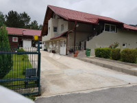 Plitvička jezera - kuća, taverna i okućnica