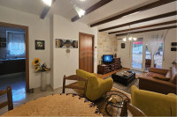 2S stan s parkingom u Podstrani-prodaja