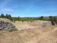 Poljoprivredno zemljište 1083 m2 - Mučići