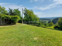 Poljoprivredno zemljište s kućom Dugnjevec, Kumrovec