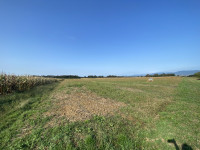 Poljoprivredno zemljište, Kupinec, 2.4 ha, mogućnost kupnje okolnog z.