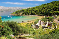 Poljoprivredno zemljište s MOGUĆNOŠĆU GRADNJE, Postira, 14234 m2 BRAČ