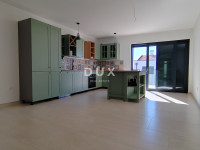 Istra, Poreč, stan, 73 m2, krovna terasa, pogled, parking