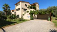 Poreč,okolica- dvojna kuća sa četiri spavaće sobe