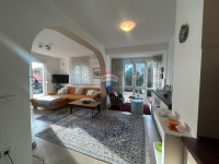 Poreč, okolica, kuća sa dva stana i pogledom na more