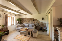 Poreč okolica – šarmantna kuća u nizu, 120 m², nekoliko minuta od mora